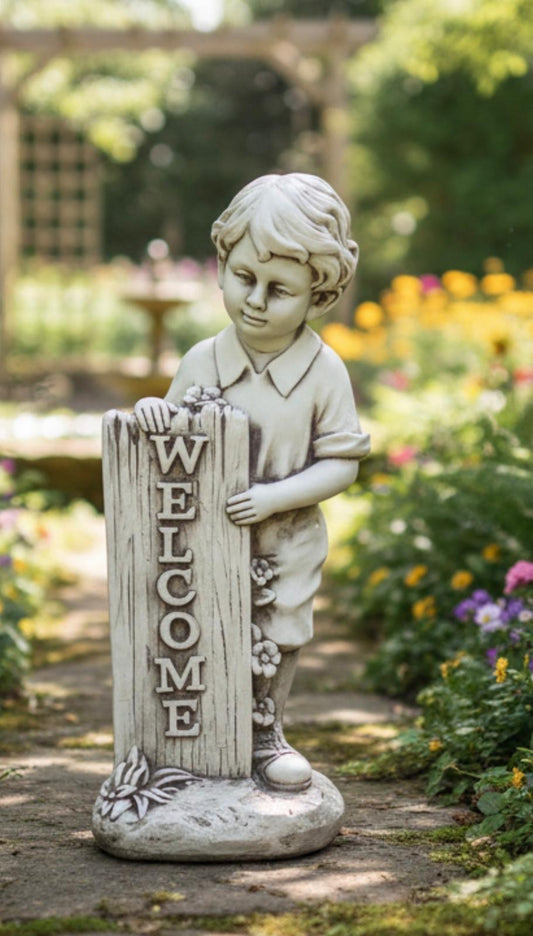 Welcome Stump Garden Ornament